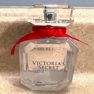 WINTER bombshell. Rare!!